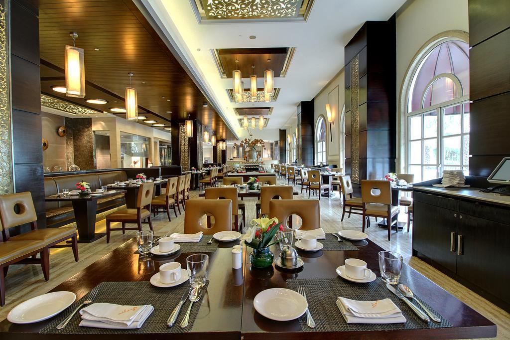 The Pllazio Hotel Gurgaon Exterior photo